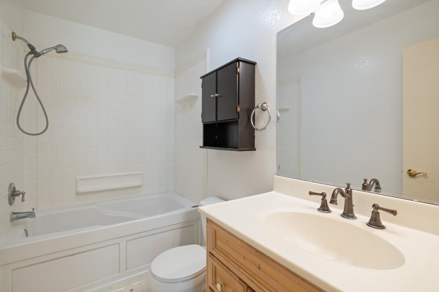 Detail Gallery Image 24 of 47 For 419 Rico St, Salinas,  CA 93907 - 2 Beds | 2 Baths