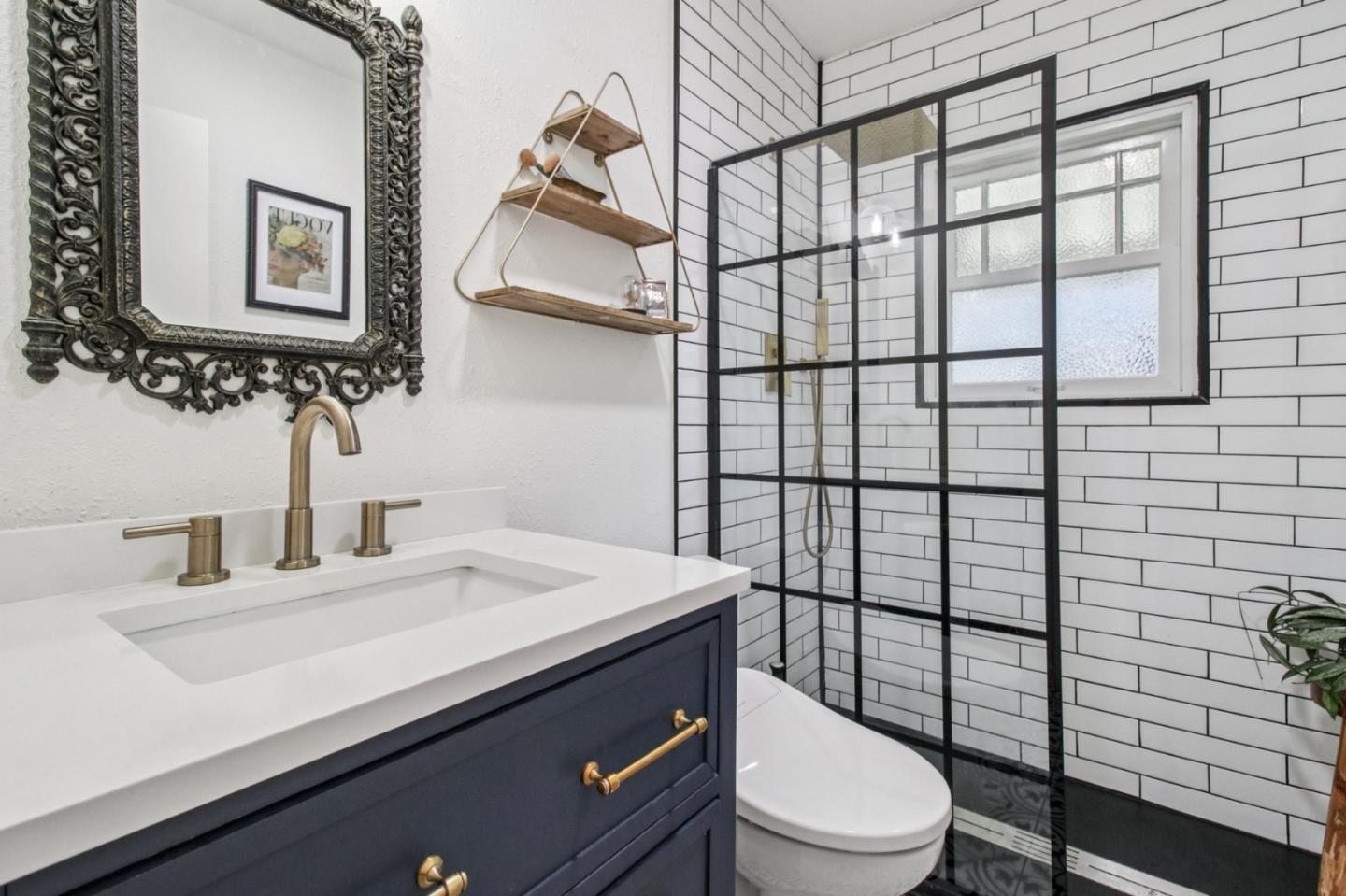 Detail Gallery Image 15 of 39 For 325 Irving Ave, San Jose,  CA 95128 - 2 Beds | 1 Baths