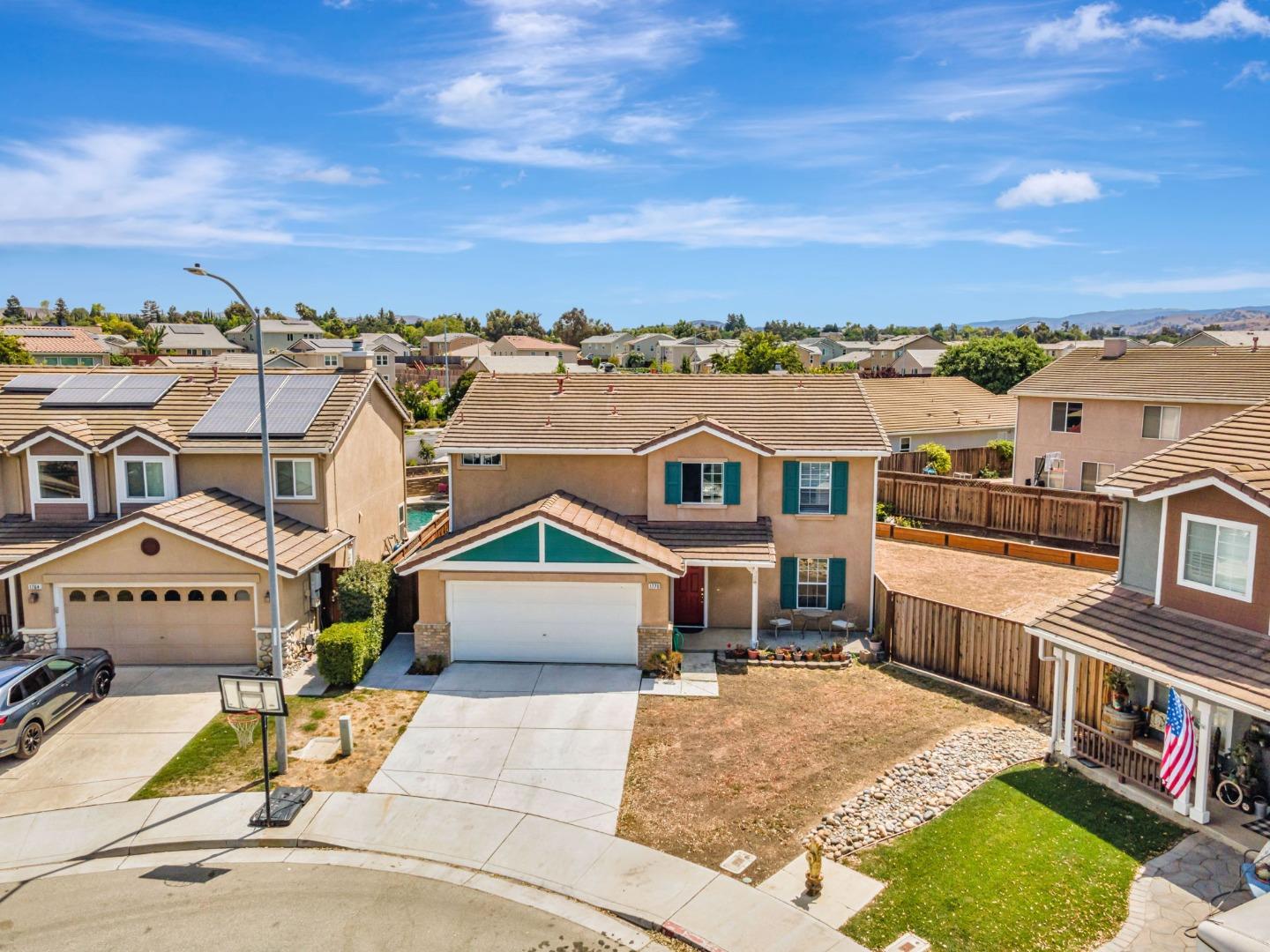Detail Gallery Image 37 of 45 For 1770 Brentwood Ct, Hollister,  CA 95023 - 4 Beds | 2/1 Baths