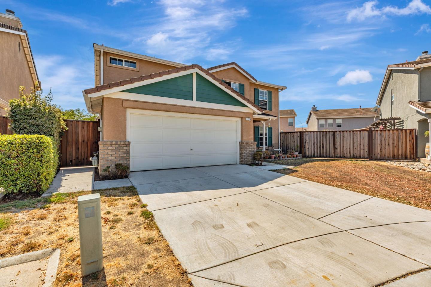 Detail Gallery Image 4 of 45 For 1770 Brentwood Ct, Hollister,  CA 95023 - 4 Beds | 2/1 Baths