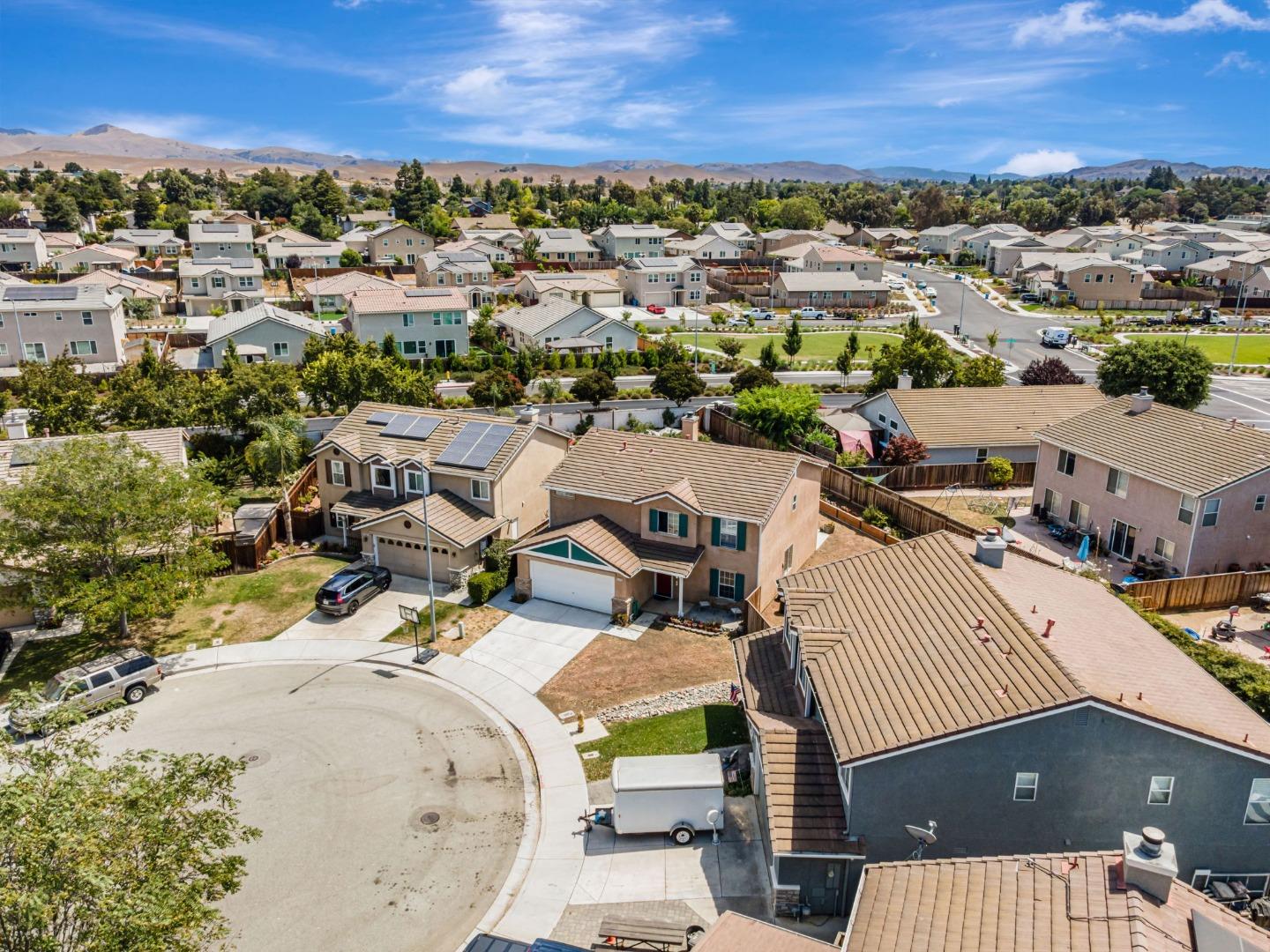 Detail Gallery Image 40 of 45 For 1770 Brentwood Ct, Hollister,  CA 95023 - 4 Beds | 2/1 Baths