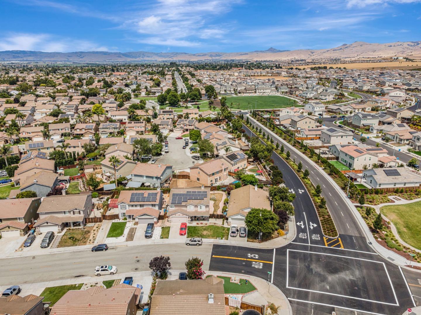 Detail Gallery Image 45 of 45 For 1770 Brentwood Ct, Hollister,  CA 95023 - 4 Beds | 2/1 Baths