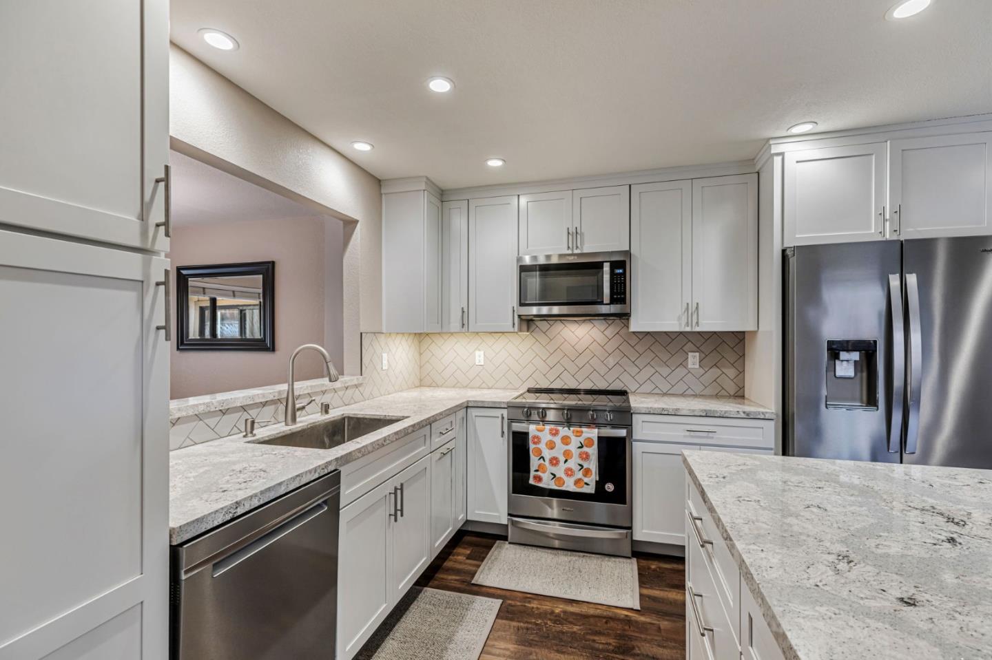 Detail Gallery Image 10 of 39 For 2386 Leptis Cir, Morgan Hill,  CA 95037 - 3 Beds | 2/1 Baths