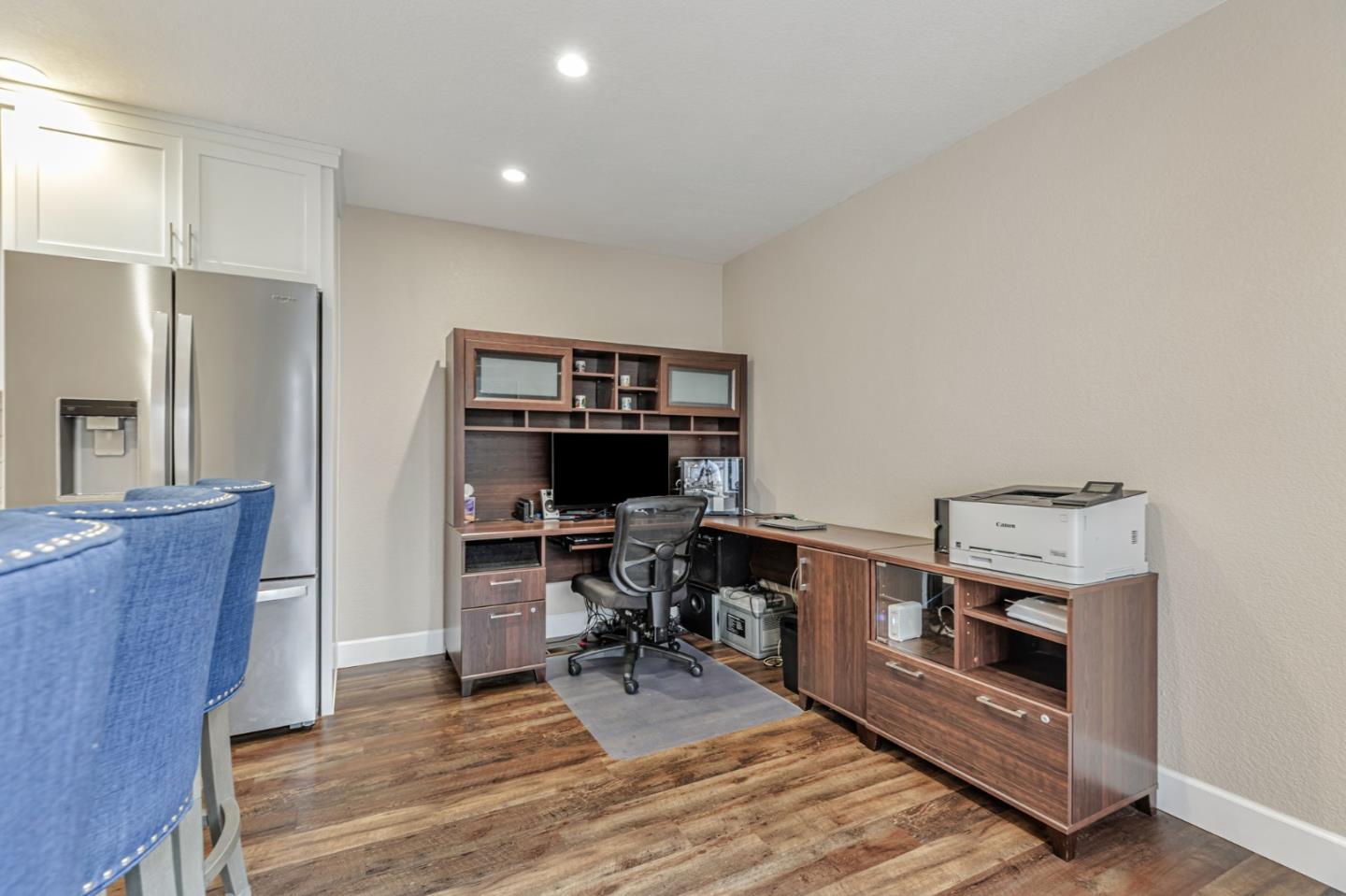 Detail Gallery Image 13 of 39 For 2386 Leptis Cir, Morgan Hill,  CA 95037 - 3 Beds | 2/1 Baths