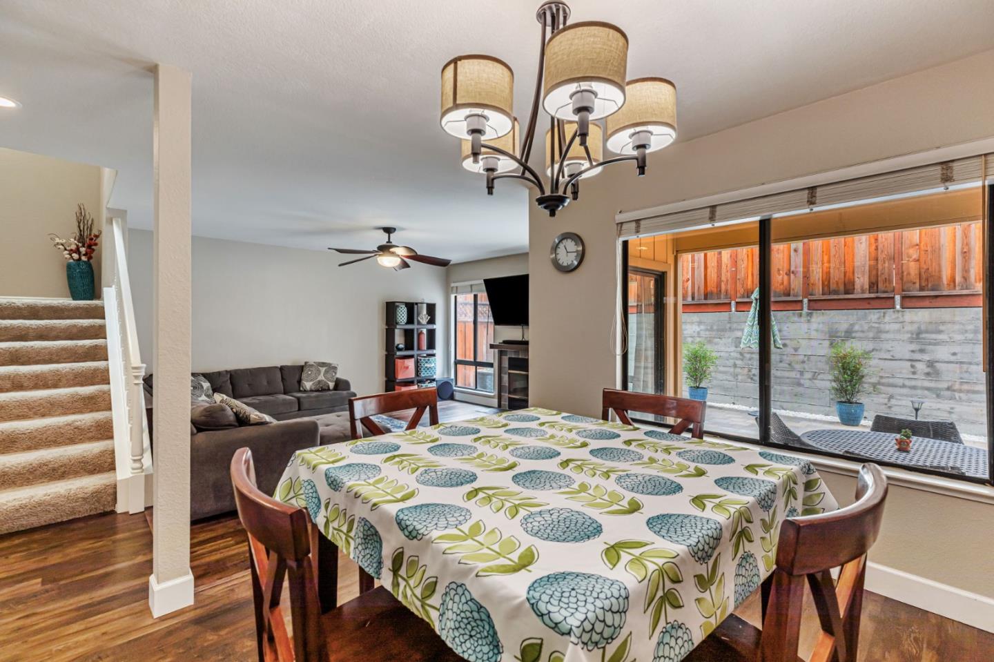 Detail Gallery Image 15 of 39 For 2386 Leptis Cir, Morgan Hill,  CA 95037 - 3 Beds | 2/1 Baths