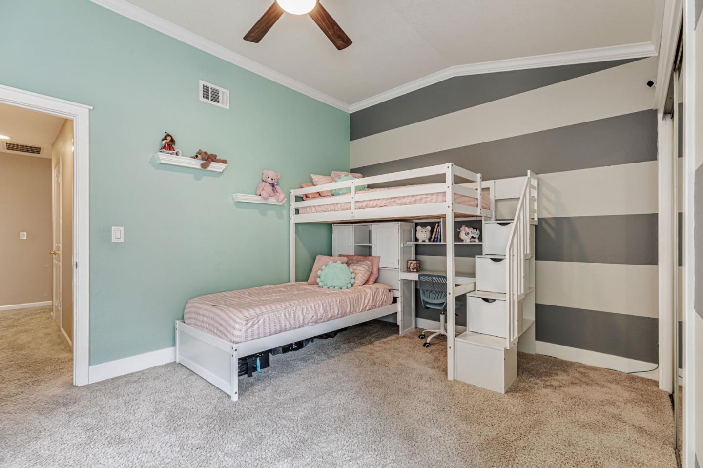 Detail Gallery Image 25 of 39 For 2386 Leptis Cir, Morgan Hill,  CA 95037 - 3 Beds | 2/1 Baths