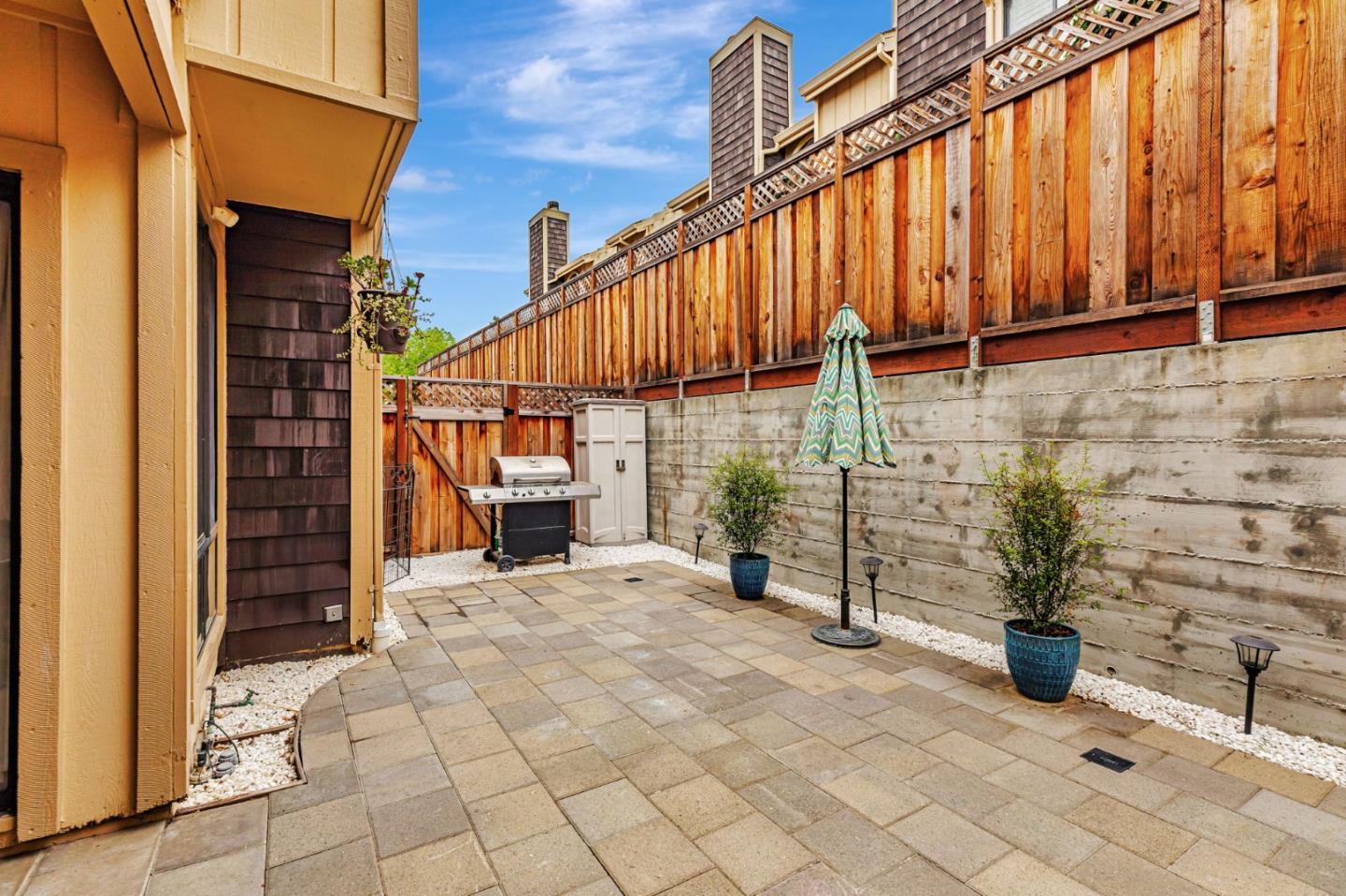 Detail Gallery Image 32 of 39 For 2386 Leptis Cir, Morgan Hill,  CA 95037 - 3 Beds | 2/1 Baths