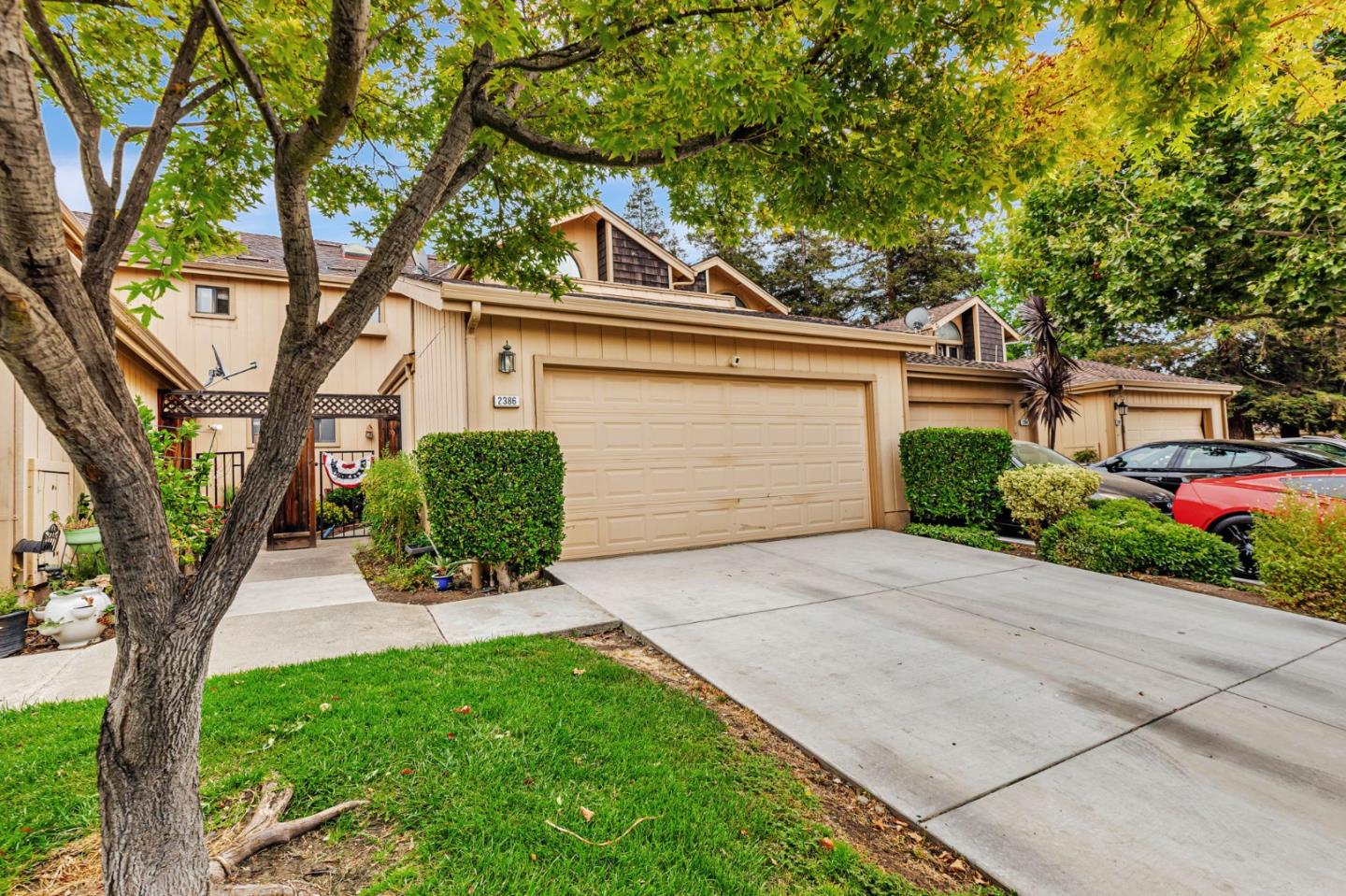 Detail Gallery Image 4 of 39 For 2386 Leptis Cir, Morgan Hill,  CA 95037 - 3 Beds | 2/1 Baths