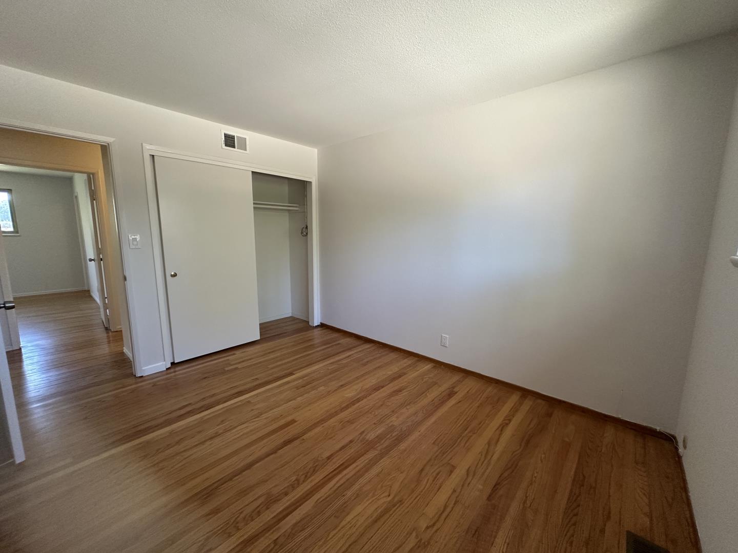 Detail Gallery Image 11 of 19 For 18480 Swarthmore Dr, Saratoga,  CA 95070 - 3 Beds | 2 Baths