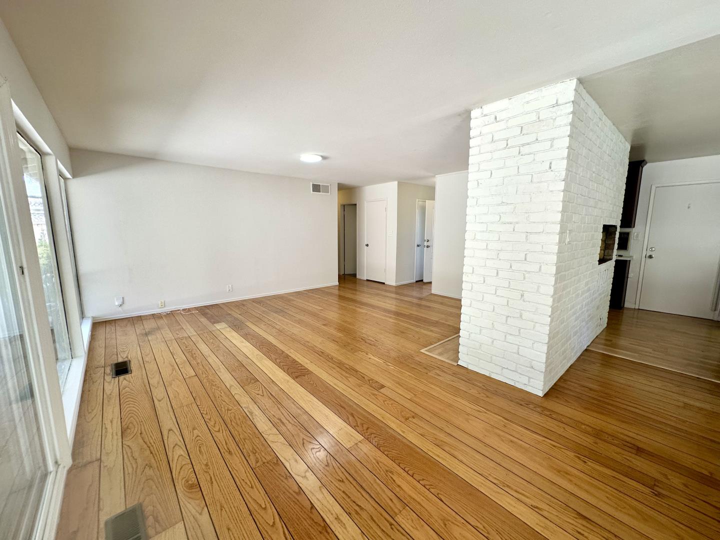 Detail Gallery Image 5 of 19 For 18480 Swarthmore Dr, Saratoga,  CA 95070 - 3 Beds | 2 Baths