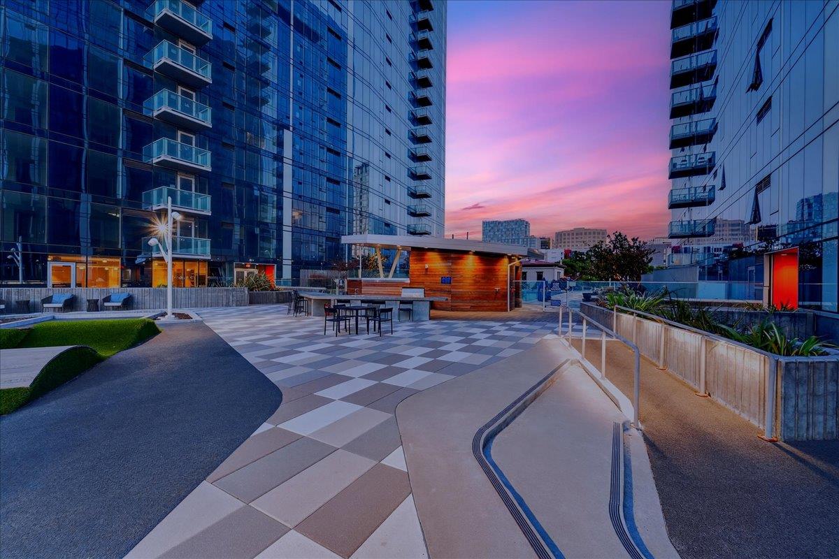 Detail Gallery Image 103 of 105 For 188 W Saint James St #11101,  San Jose,  CA 95110 - 2 Beds | 2 Baths