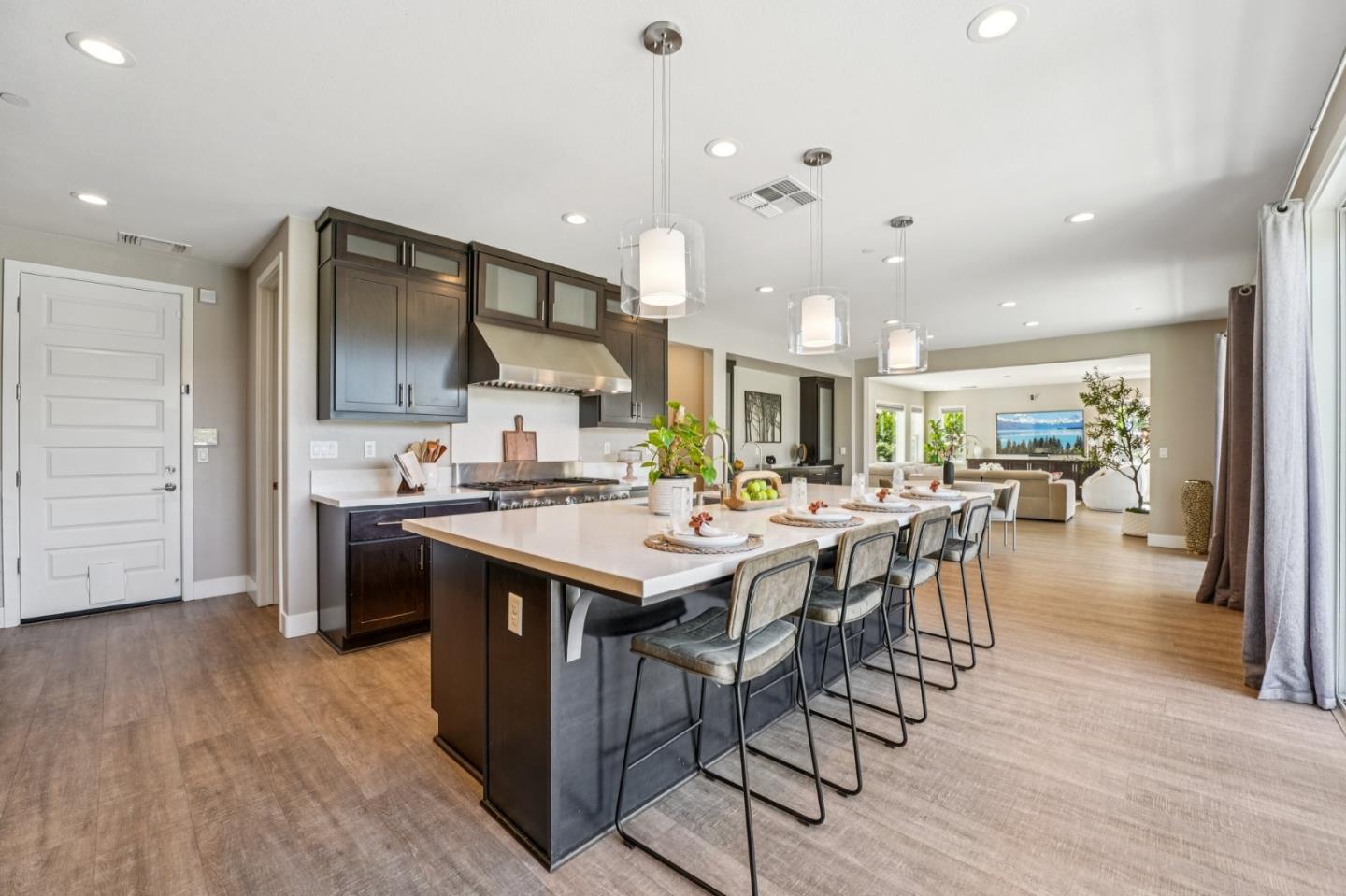 Detail Gallery Image 28 of 85 For 18713 White Moon Dr, Morgan Hill,  CA 95037 - 5 Beds | 4/1 Baths