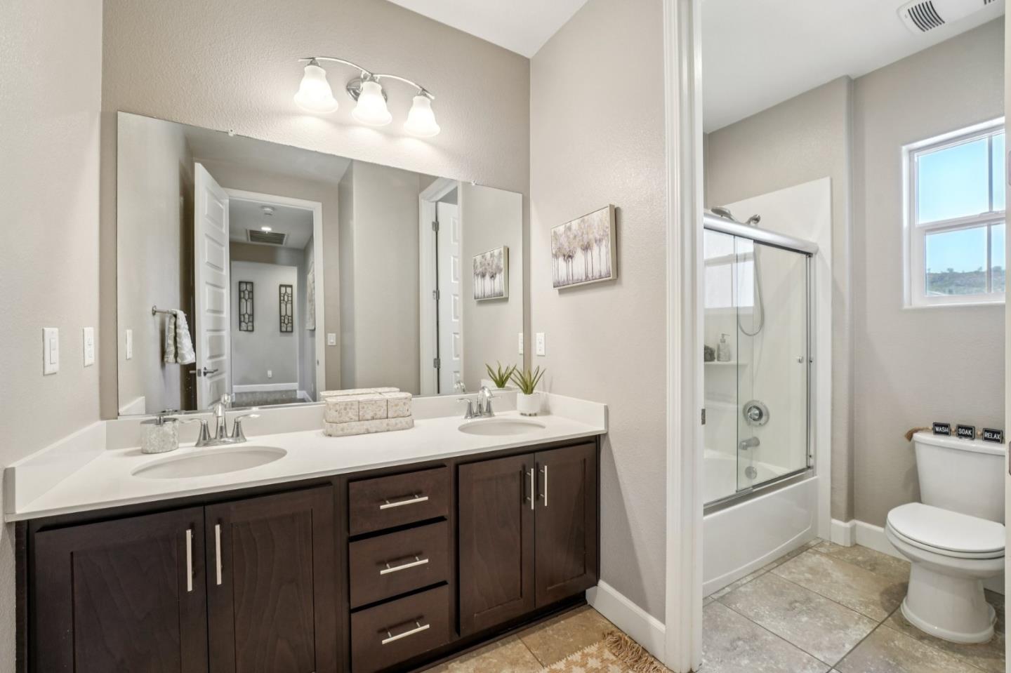 Detail Gallery Image 44 of 85 For 18713 White Moon Dr, Morgan Hill,  CA 95037 - 5 Beds | 4/1 Baths