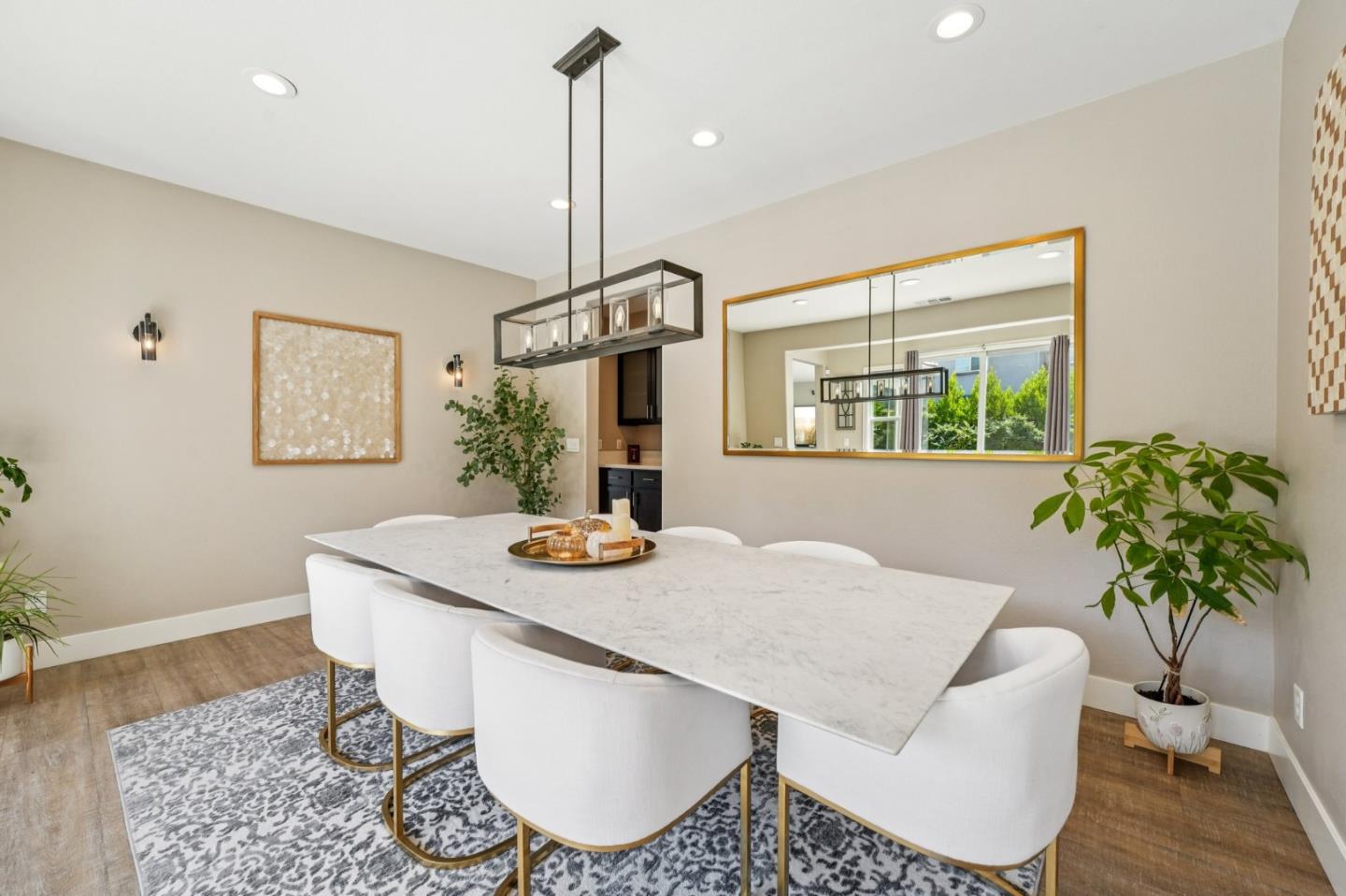 Detail Gallery Image 8 of 85 For 18713 White Moon Dr, Morgan Hill,  CA 95037 - 5 Beds | 4/1 Baths