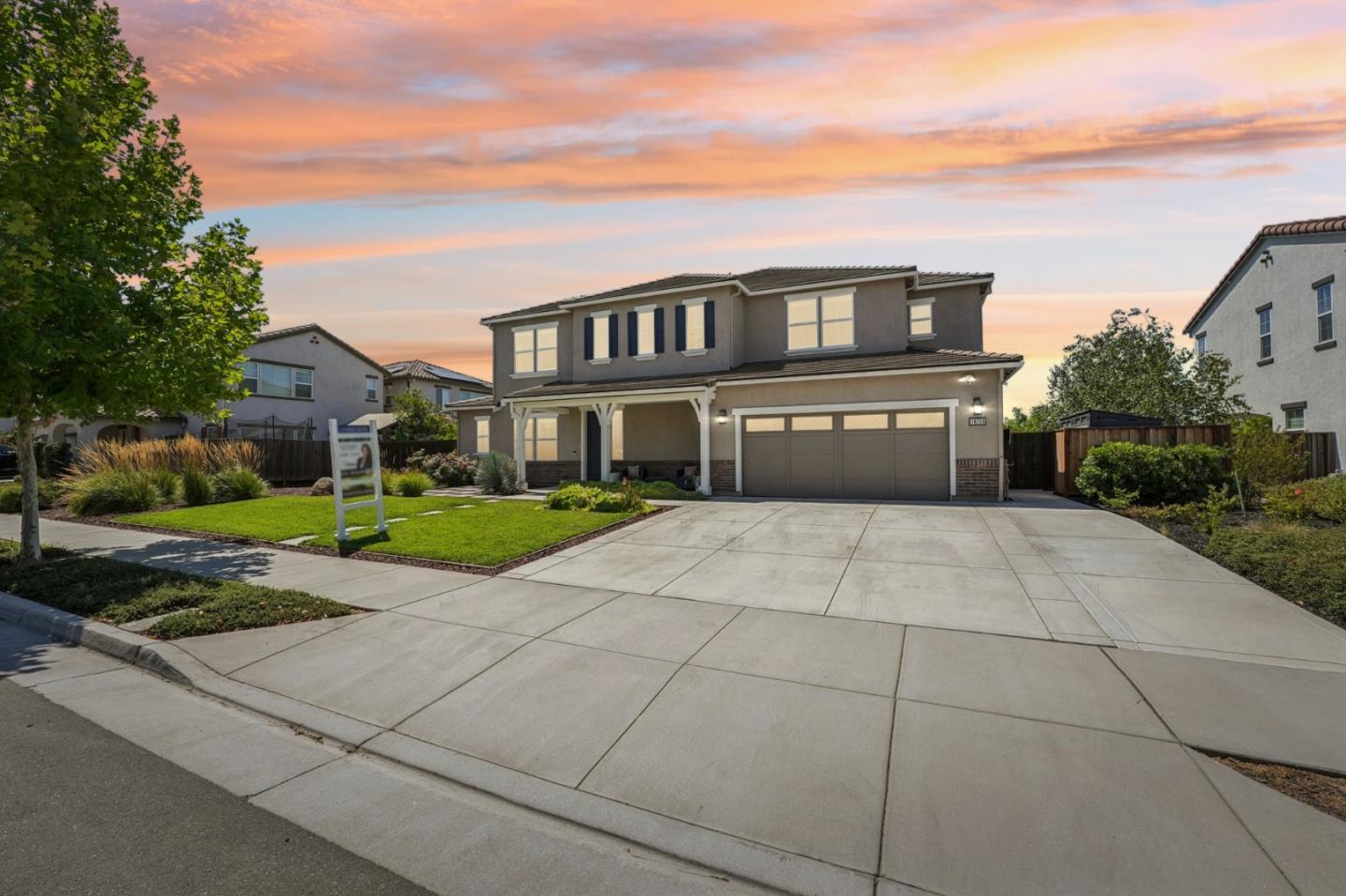 Detail Gallery Image 84 of 85 For 18713 White Moon Dr, Morgan Hill,  CA 95037 - 5 Beds | 4/1 Baths
