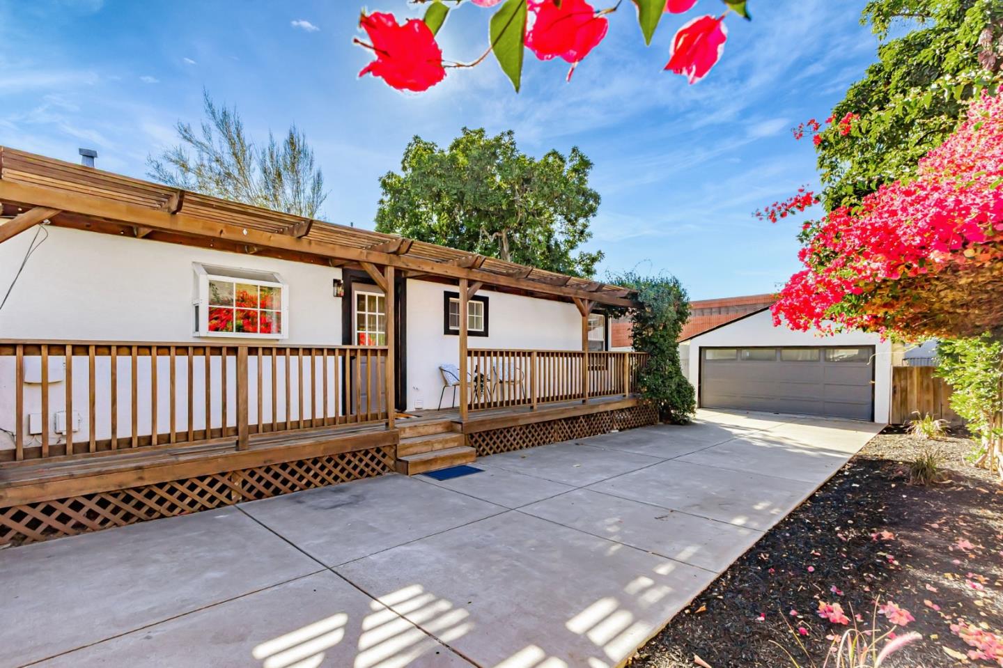 Detail Gallery Image 29 of 34 For 2571 Los Coches Ave, San Jose,  CA 95128 - 3 Beds | 1 Baths