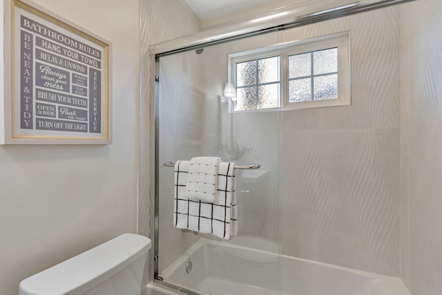 Detail Gallery Image 29 of 37 For 1040 Linda Dr, Campbell,  CA 95008 - 4 Beds | 2 Baths