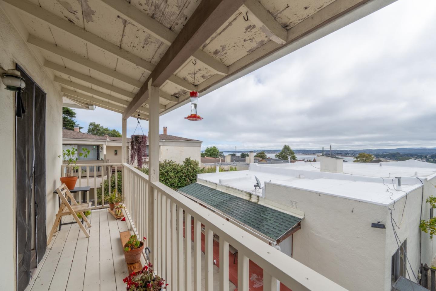 Detail Gallery Image 27 of 38 For 338 Watson St, Monterey,  CA 93940 - 5 Beds | 3/1 Baths