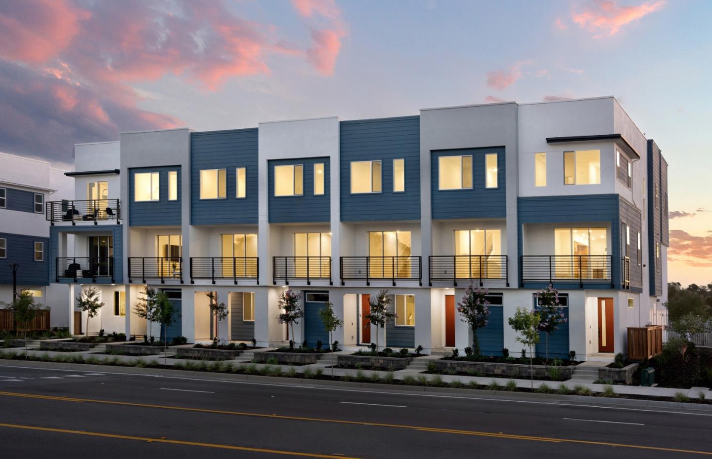 Detail Gallery Image 1 of 16 For 1379 California Cir, Milpitas,  CA 95035 - 3 Beds | 3 Baths