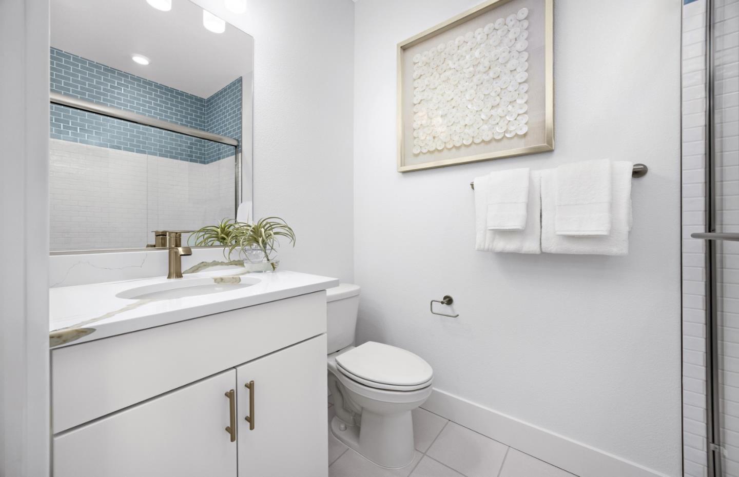 Detail Gallery Image 11 of 16 For 1379 California Cir, Milpitas,  CA 95035 - 3 Beds | 3 Baths