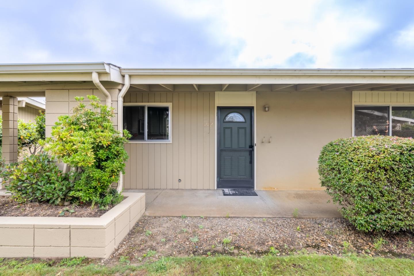 Detail Gallery Image 14 of 29 For 192 Hacienda Carmel, Carmel,  CA 93923 - 2 Beds | 2 Baths