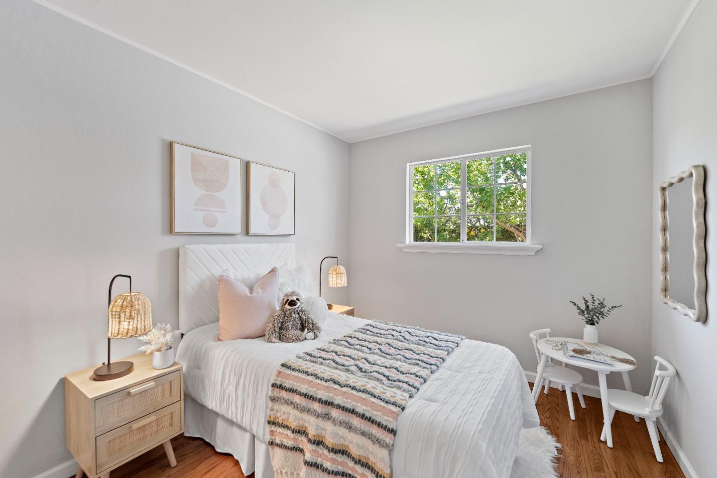Detail Gallery Image 11 of 25 For 2281 Starbright Dr, San Jose,  CA 95124 - 4 Beds | 2 Baths