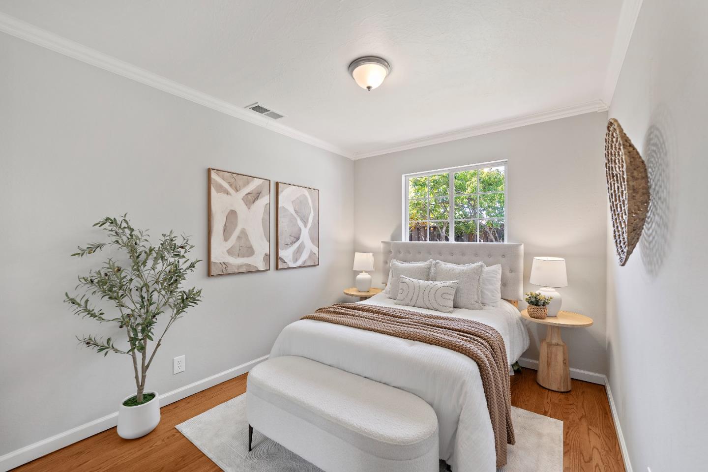 Detail Gallery Image 12 of 25 For 2281 Starbright Dr, San Jose,  CA 95124 - 4 Beds | 2 Baths