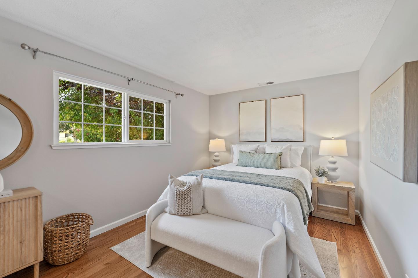 Detail Gallery Image 14 of 25 For 2281 Starbright Dr, San Jose,  CA 95124 - 4 Beds | 2 Baths