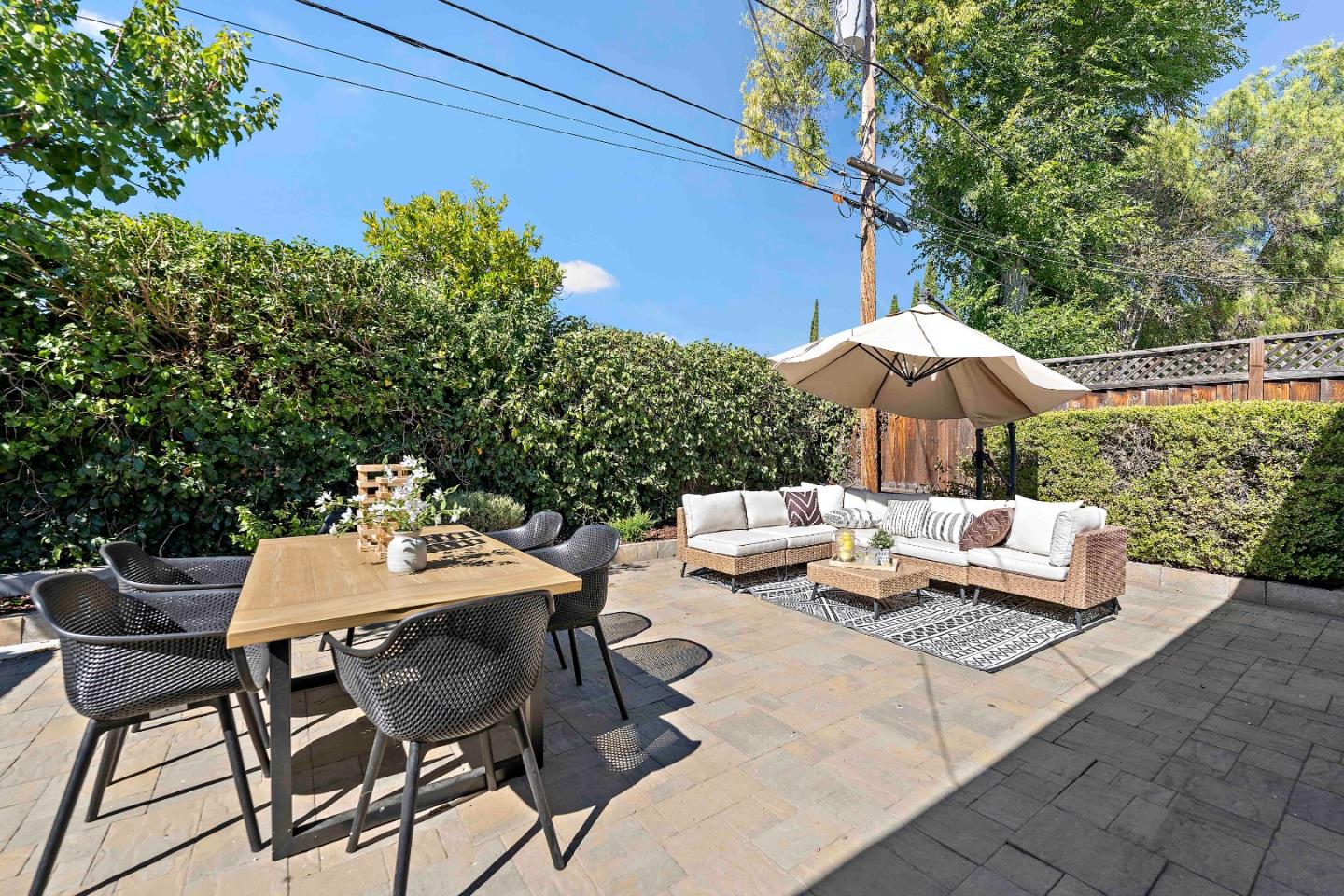 Detail Gallery Image 15 of 25 For 2281 Starbright Dr, San Jose,  CA 95124 - 4 Beds | 2 Baths