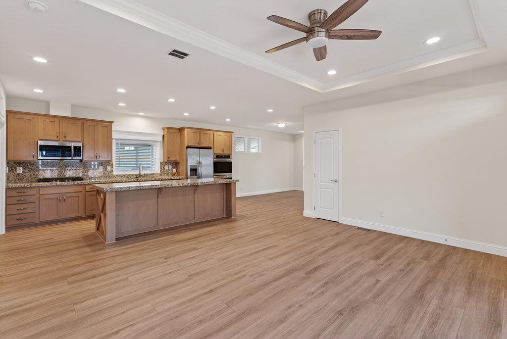 Detail Gallery Image 8 of 28 For 34 Primrose St #34,  Aptos,  CA 95003 - 3 Beds | 2 Baths