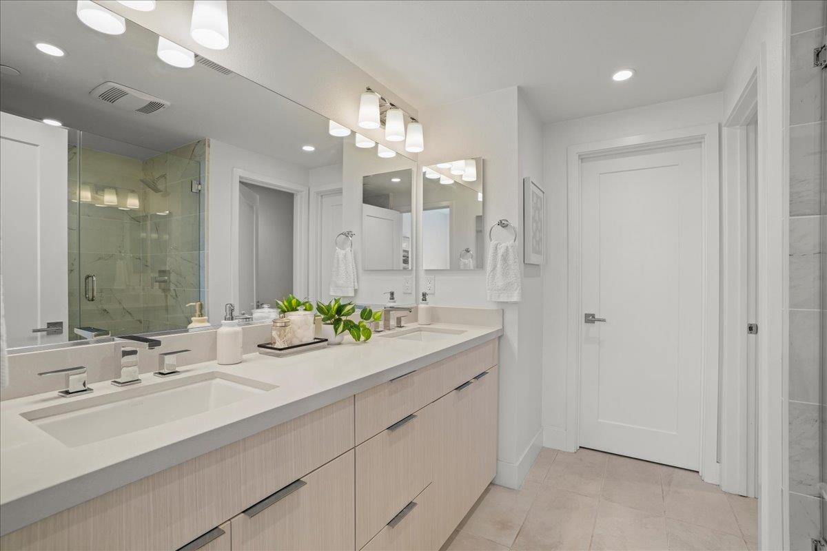 Detail Gallery Image 12 of 26 For 16293 Gellatt Ct, Los Gatos,  CA 95032 - 2 Beds | 2 Baths