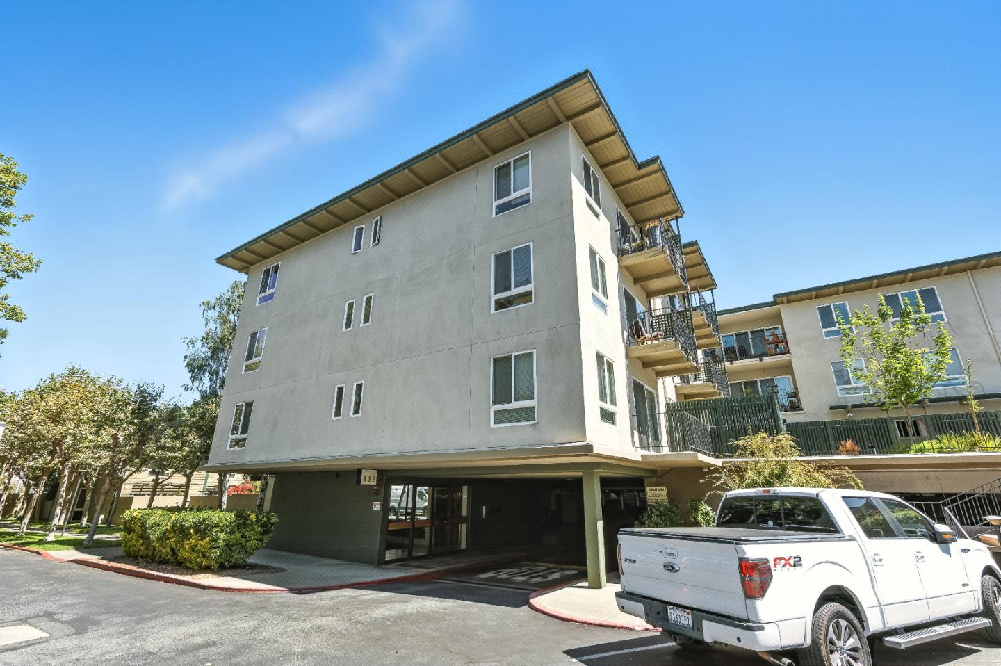 Detail Gallery Image 18 of 37 For 932 Peninsula Ave #406,  San Mateo,  CA 94401 - 2 Beds | 1 Baths