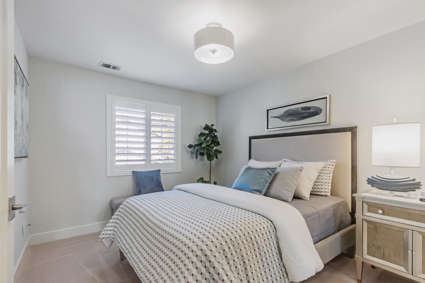 Detail Gallery Image 20 of 40 For 215 Chalet Woods Pl, Campbell,  CA 95008 - 3 Beds | 2/1 Baths