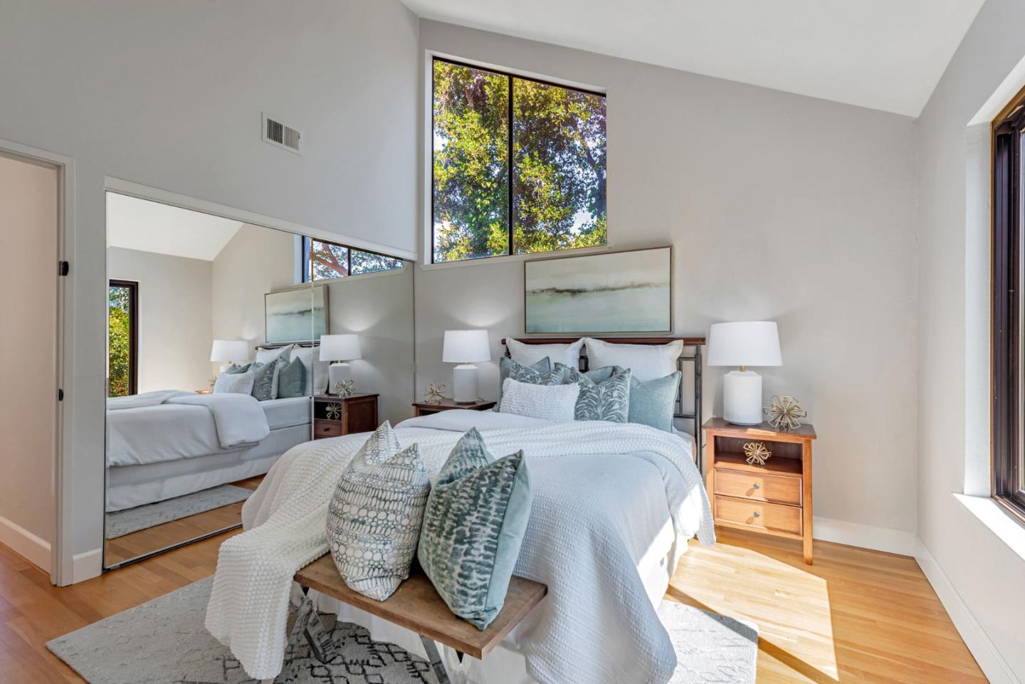 Detail Gallery Image 14 of 24 For 220 Milbrae Ln, Los Gatos,  CA 95032 - 3 Beds | 2 Baths