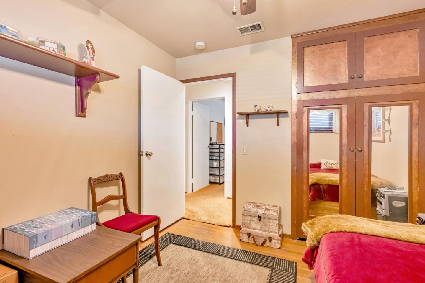 Detail Gallery Image 26 of 30 For 2941 Fleetwood Dr, San Bruno,  CA 94066 - 3 Beds | 2 Baths