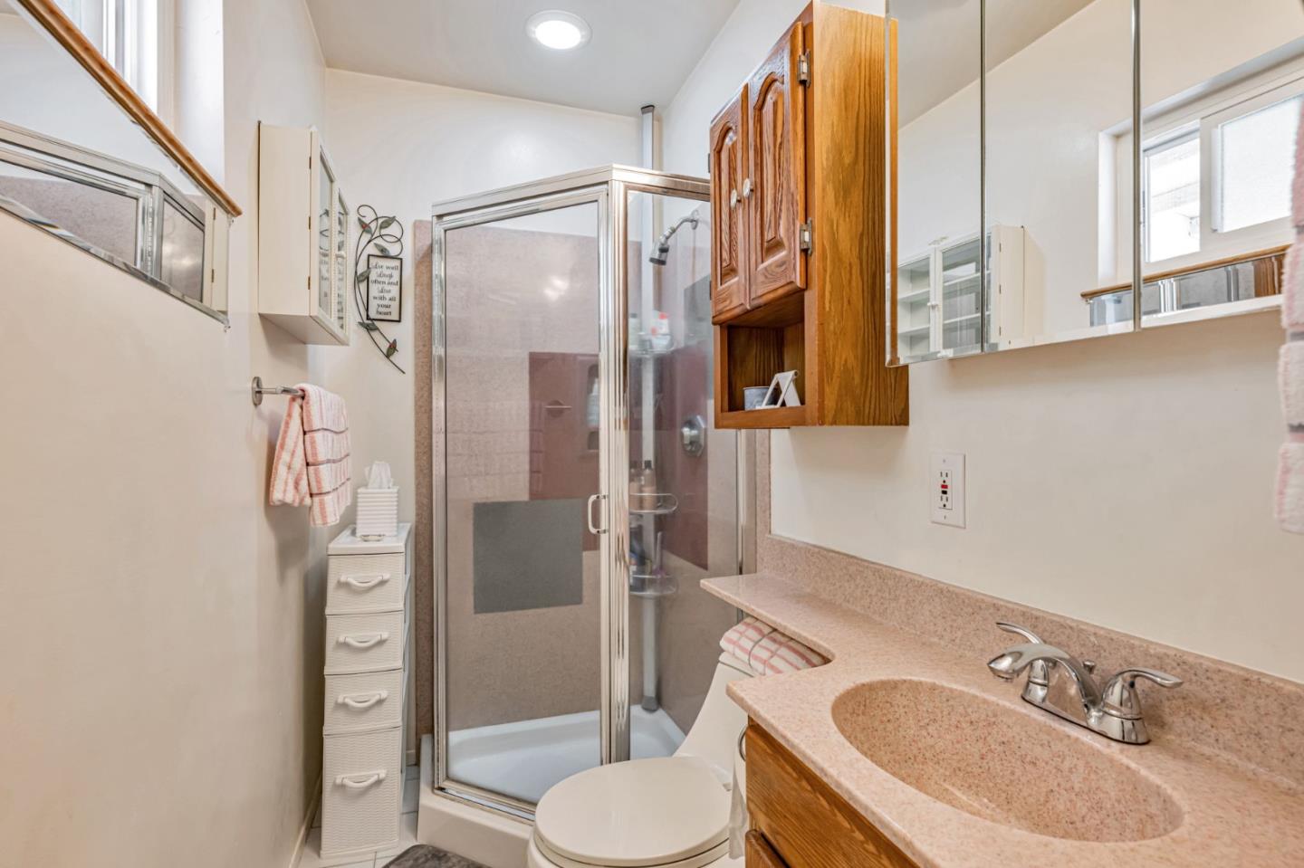 Detail Gallery Image 28 of 30 For 2941 Fleetwood Dr, San Bruno,  CA 94066 - 3 Beds | 2 Baths