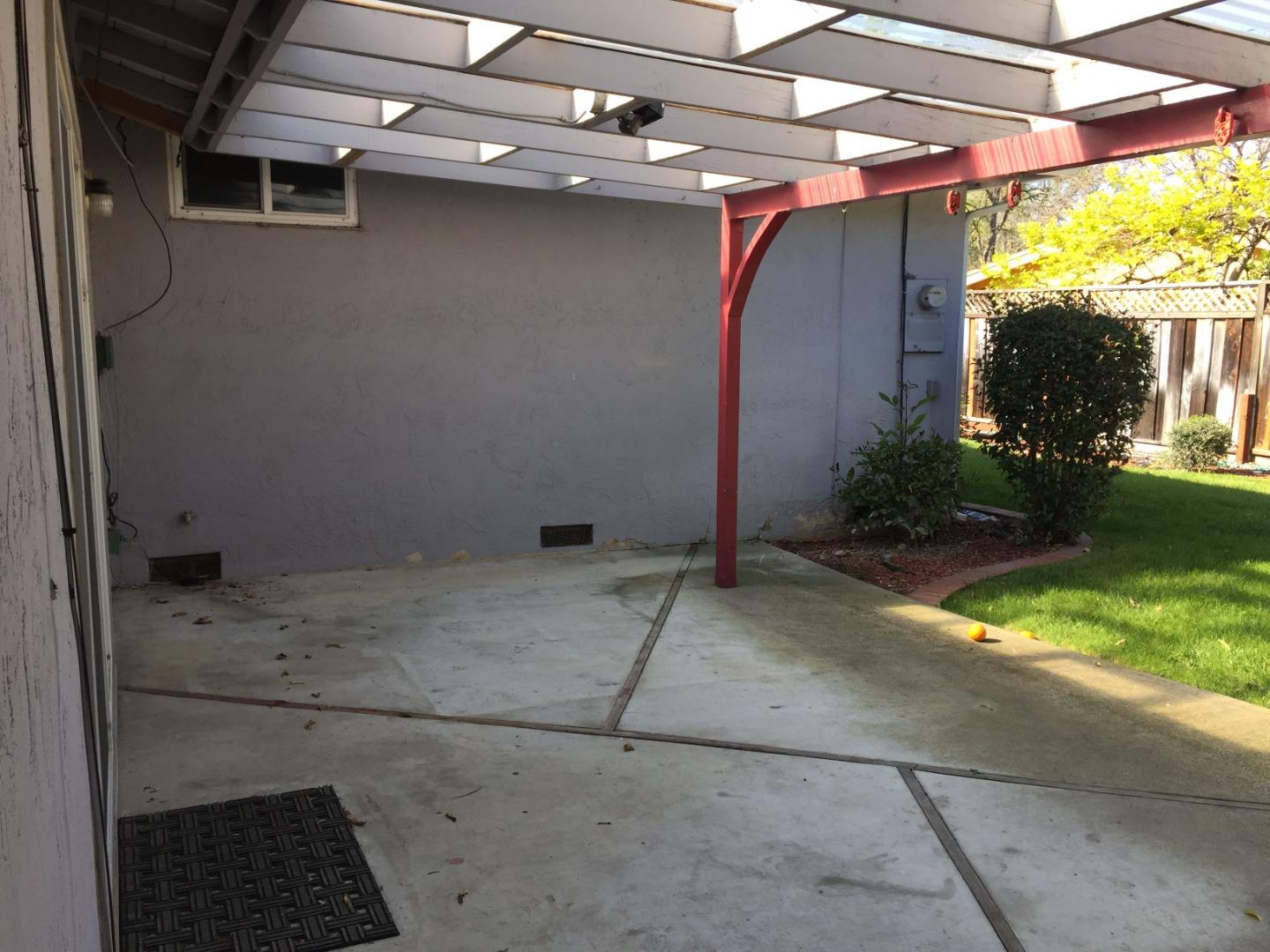 Detail Gallery Image 7 of 10 For 4297 Mckinnon Dr, San Jose,  CA 95130 - 3 Beds | 2 Baths