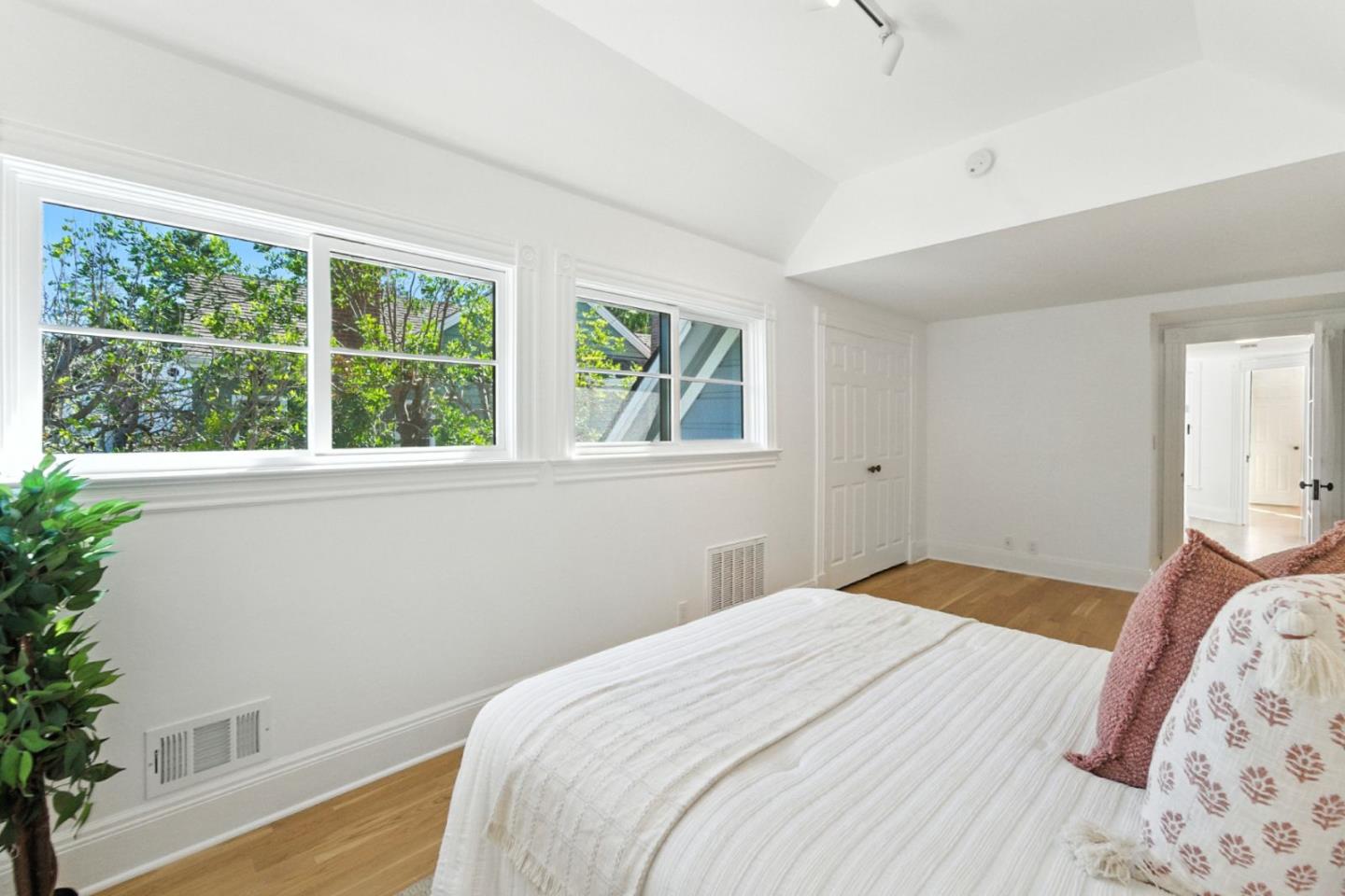 Detail Gallery Image 23 of 45 For 134 Wilder Ave, Los Gatos,  CA 95030 - 4 Beds | 3/1 Baths