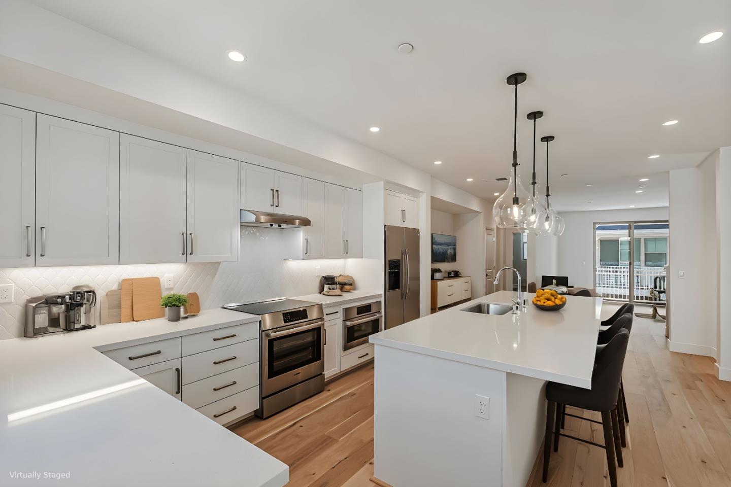 Detail Gallery Image 5 of 18 For 178 Oak Cir, Walnut Creek,  CA 94597 - 4 Beds | 3/1 Baths