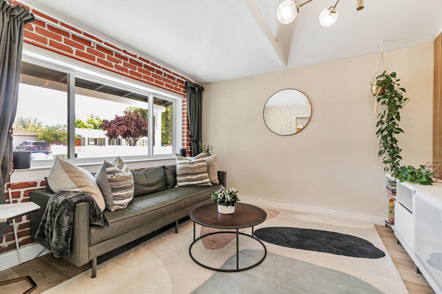 Detail Gallery Image 14 of 30 For 1715 Hogar Dr, San Jose,  CA 95124 - 3 Beds | 2 Baths