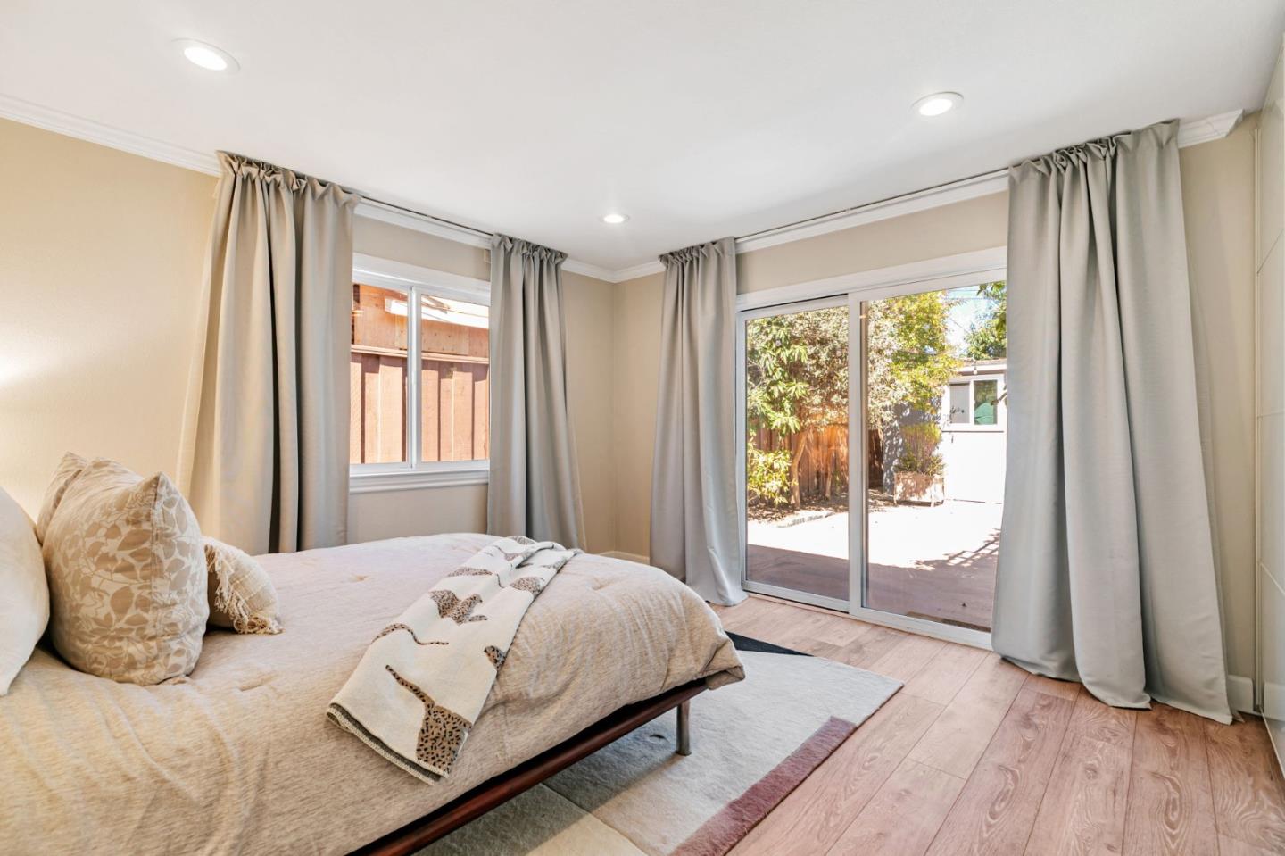 Detail Gallery Image 16 of 30 For 1715 Hogar Dr, San Jose,  CA 95124 - 3 Beds | 2 Baths