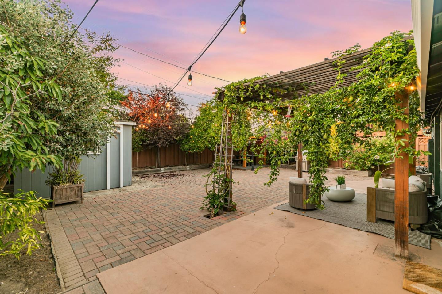 Detail Gallery Image 25 of 30 For 1715 Hogar Dr, San Jose,  CA 95124 - 3 Beds | 2 Baths
