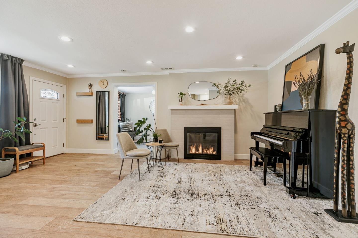 Detail Gallery Image 6 of 30 For 1715 Hogar Dr, San Jose,  CA 95124 - 3 Beds | 2 Baths