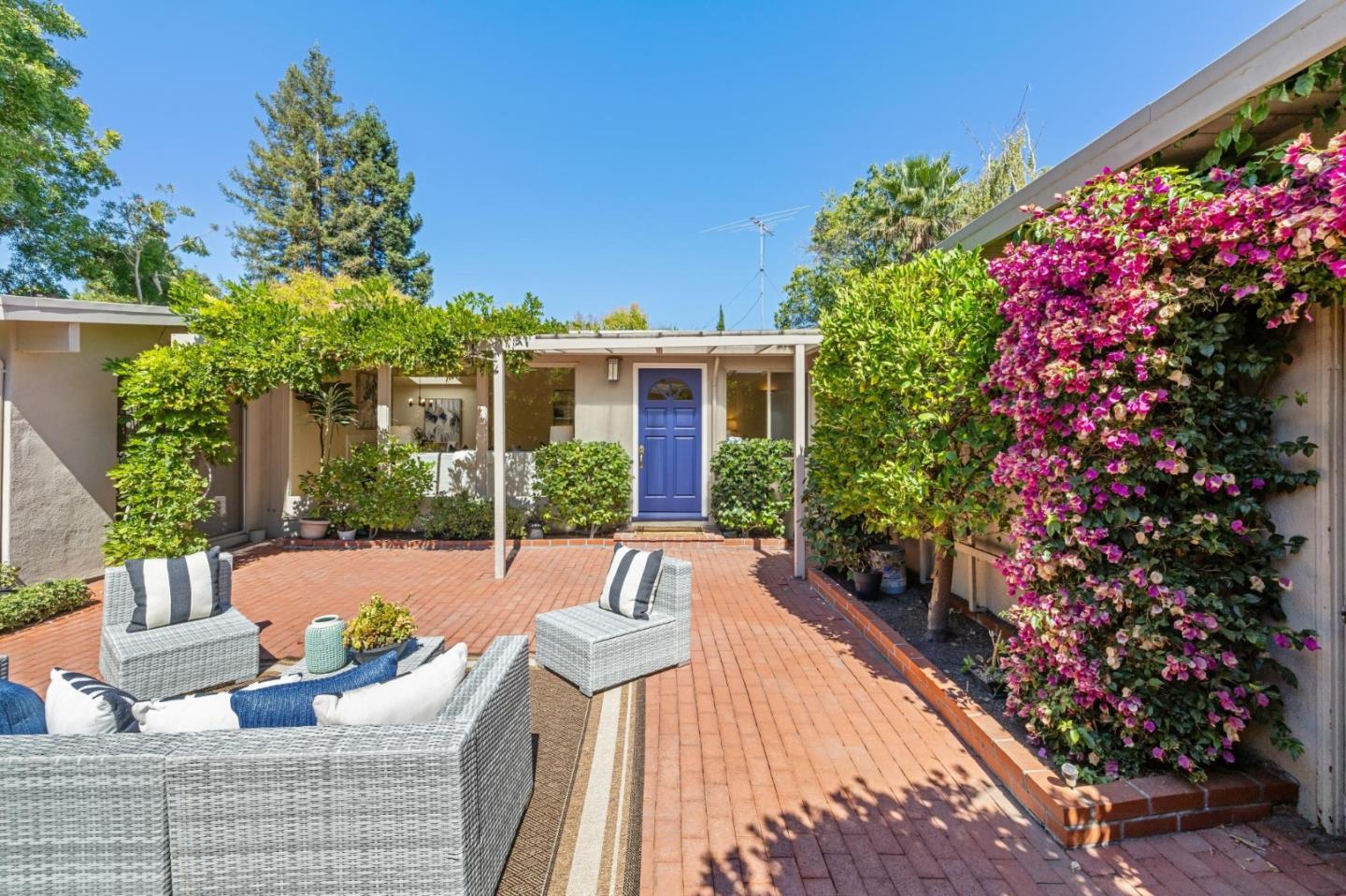 Detail Gallery Image 8 of 70 For 3224 Kipling St, Palo Alto,  CA 94306 - 3 Beds | 2 Baths