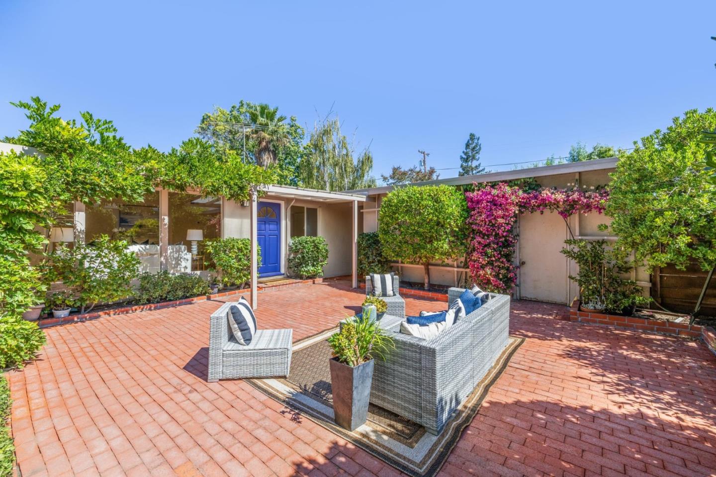 Detail Gallery Image 9 of 70 For 3224 Kipling St, Palo Alto,  CA 94306 - 3 Beds | 2 Baths