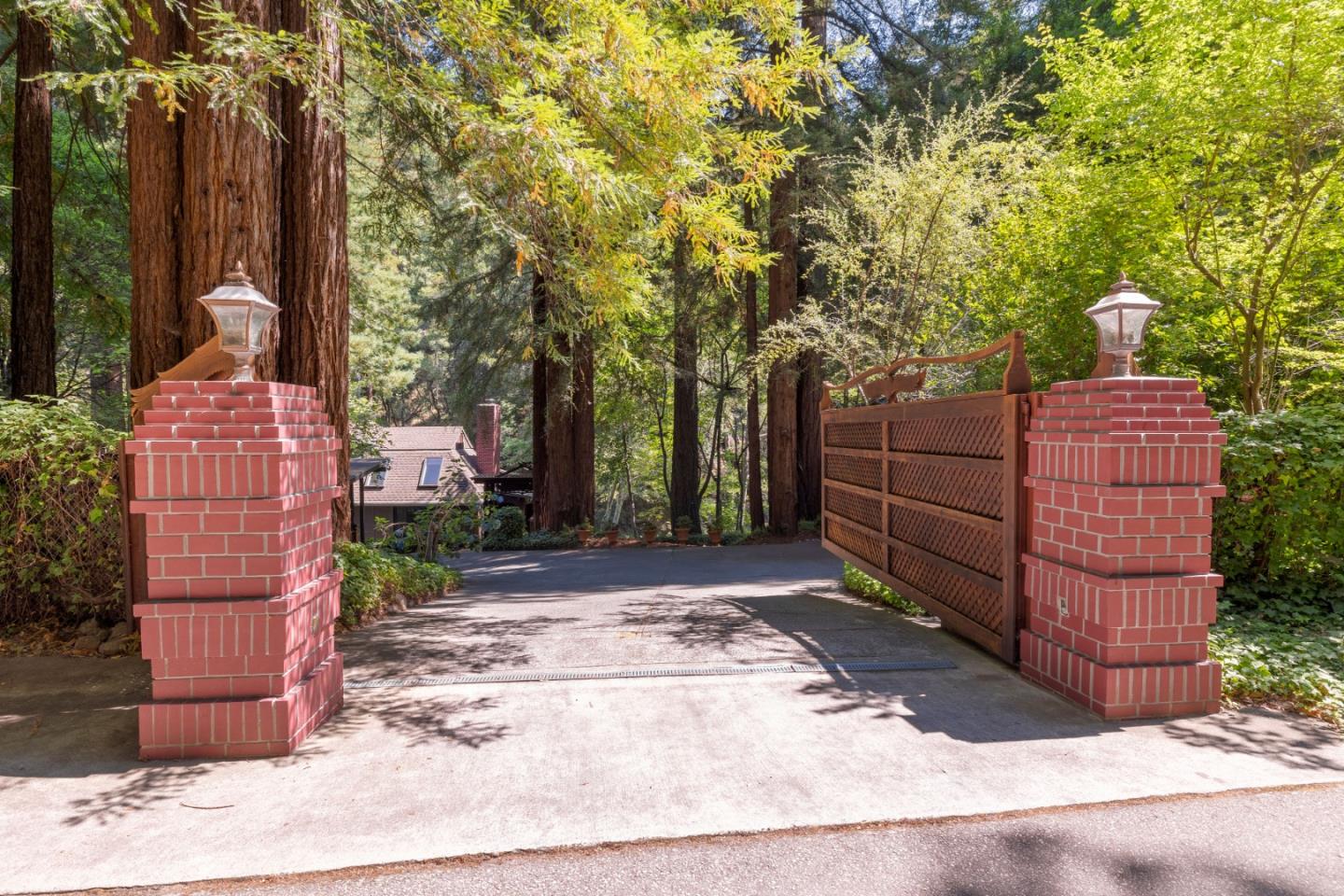 Detail Gallery Image 5 of 68 For 240 Old River Ln, Brookdale,  CA 95007 - 3 Beds | 3/1 Baths