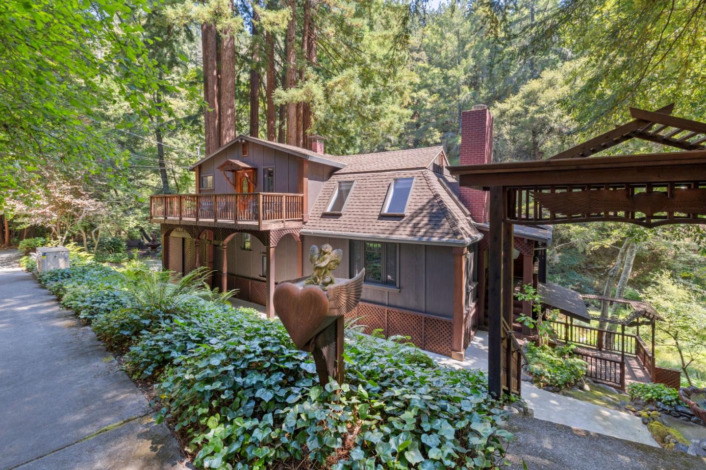 Detail Gallery Image 8 of 68 For 240 Old River Ln, Brookdale,  CA 95007 - 3 Beds | 3/1 Baths