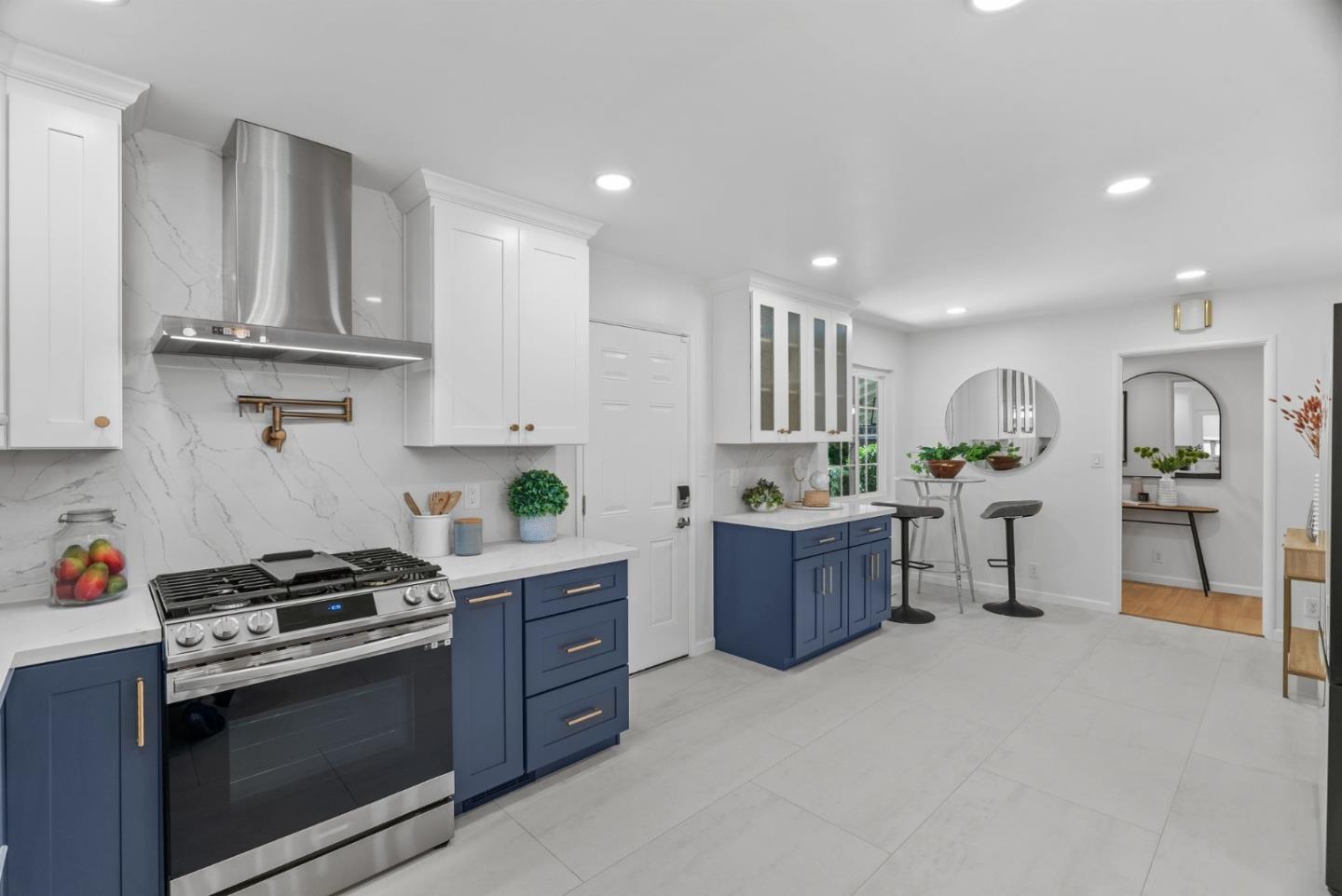 Detail Gallery Image 14 of 35 For 1539 Crespi Dr, San Jose,  CA 95129 - 3 Beds | 2 Baths