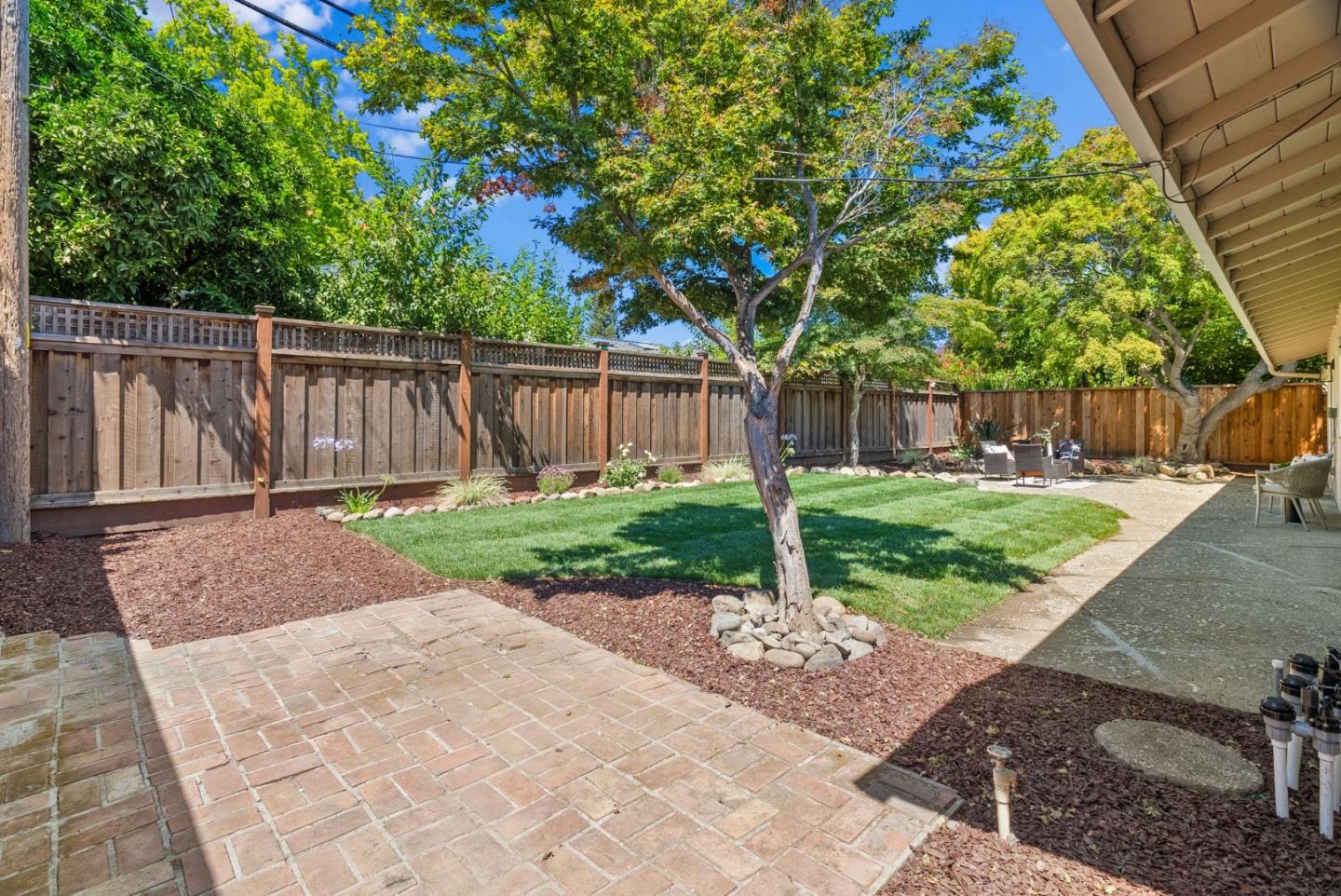 Detail Gallery Image 25 of 35 For 1539 Crespi Dr, San Jose,  CA 95129 - 3 Beds | 2 Baths