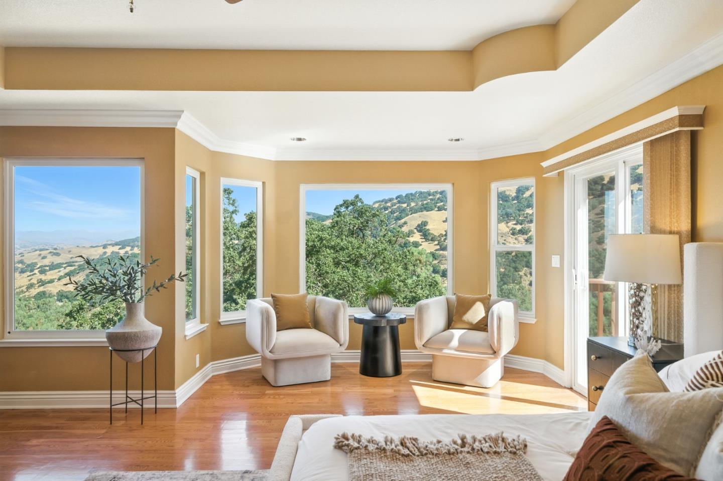 Detail Gallery Image 11 of 68 For 15610 Oakridge, Morgan Hill,  CA 95037 - 5 Beds | 3 Baths